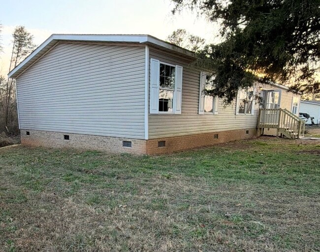 Building Photo - 796 Breazeale Rd