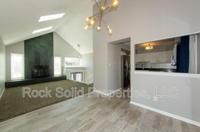 Building Photo - 5450 Atlantic Dr