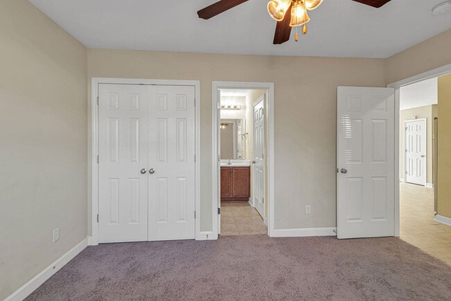 Building Photo - 188 Pine Hollow Rd