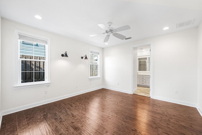 Building Photo - 143 Christian Dr