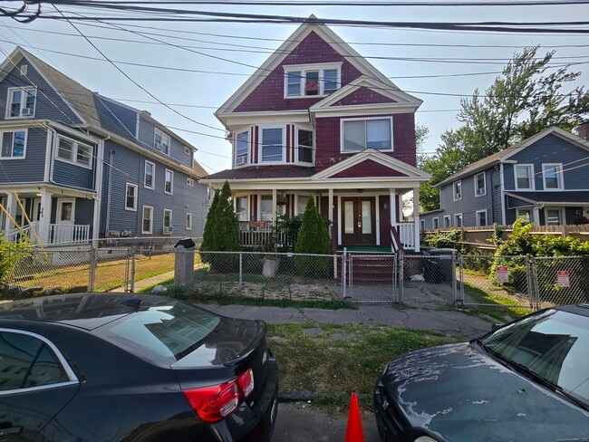 Primary Photo - 389 Carroll Ave