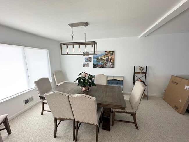 Building Photo - San Ramon 5 bed / 2.5 bath, desirable neig...