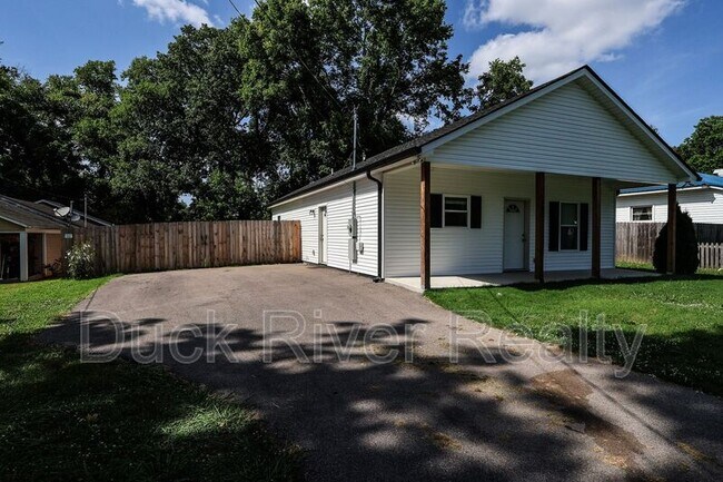 Building Photo - 130 Westover Dr