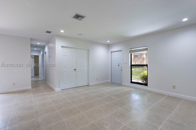 Building Photo - 11531 SW 109th Rd