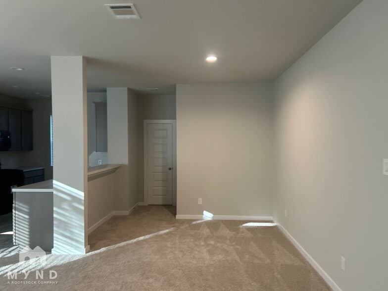 Building Photo - 14714 Surfbird Ln