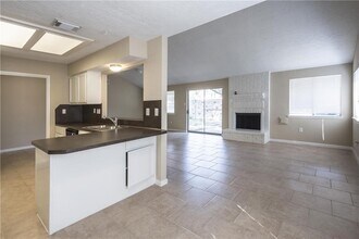Building Photo - 20010 Ft Dodge Dr
