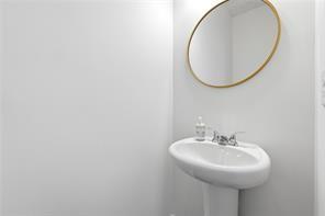 Building Photo - 760 Oakmont Trce