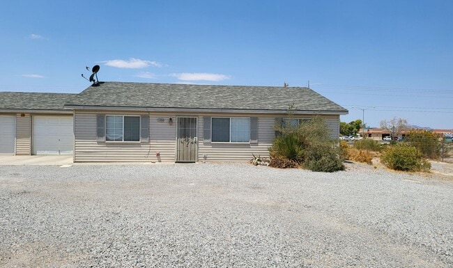 Primary Photo - 2400 E Ambush St