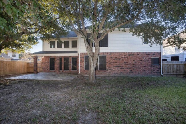 Building Photo - 2327 Centerbrook Ln