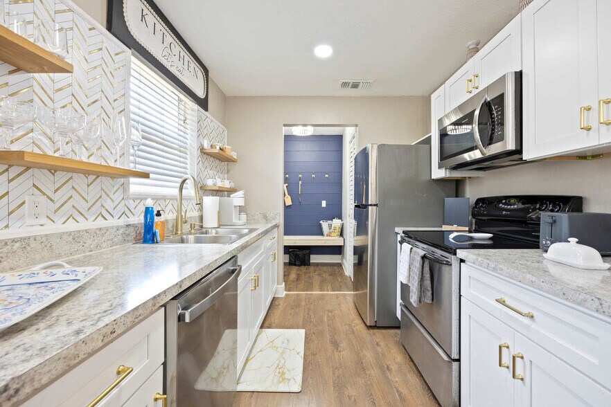 Building Photo - 3145 Aspinwall Ave