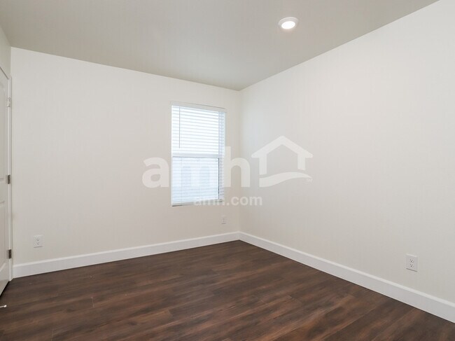 Building Photo - 6541 Enlightenment Dr