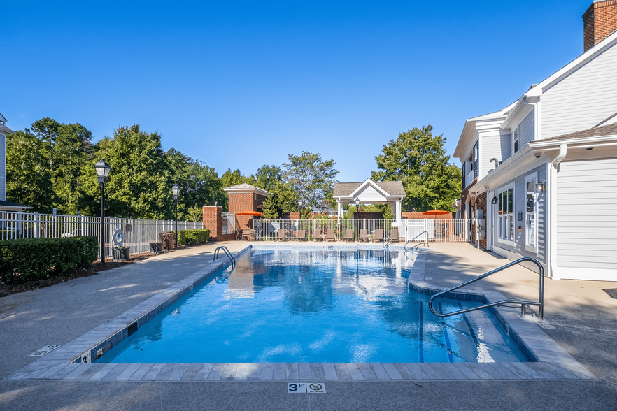 Pool and Sundeck - Bexley at Davidson