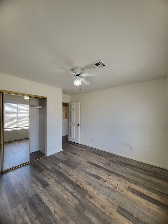 Building Photo - ZILONIS TOWNHOME II - Bourbon Street
