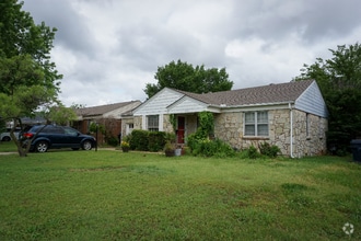 Building Photo - 617 NW 51st St
