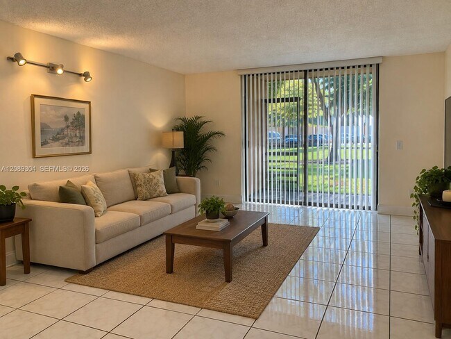 Building Photo - 8760 SW 133rd Avenue Rd
