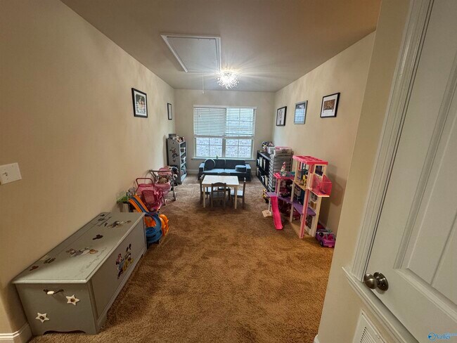 Building Photo - 200 Tybee Dr