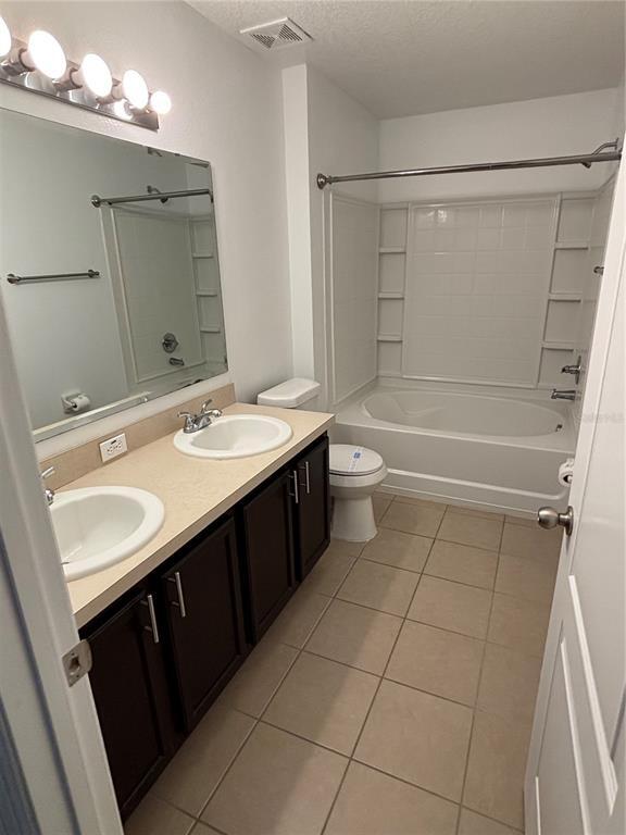 Building Photo - 1524 Buckeye Falls Way