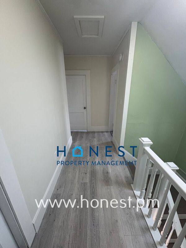 Building Photo - 101 Sabattus St