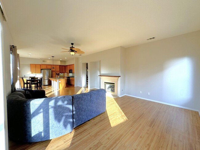 Building Photo - Beautiful 4-Bedroom, 2.5-Bath Home for Ren...