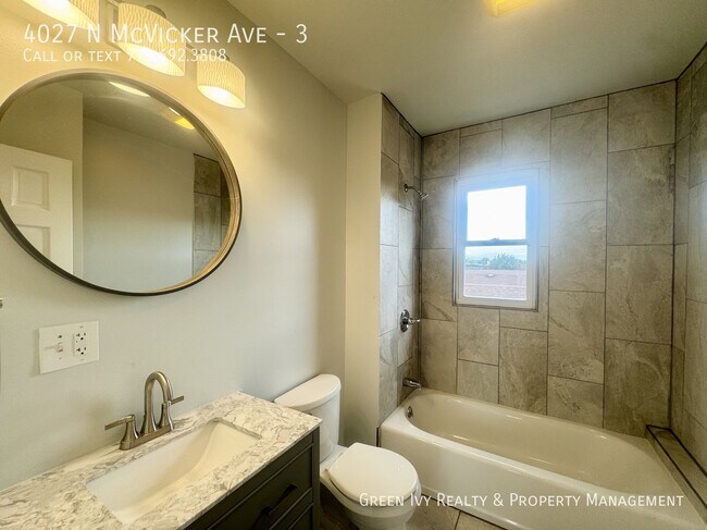 Building Photo - 4027 N McVicker Ave
