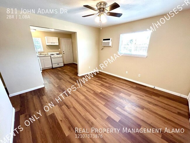 Building Photo - **MOVE-IN SPECIAL** AVAILABLE NOW! 2 Bedro...