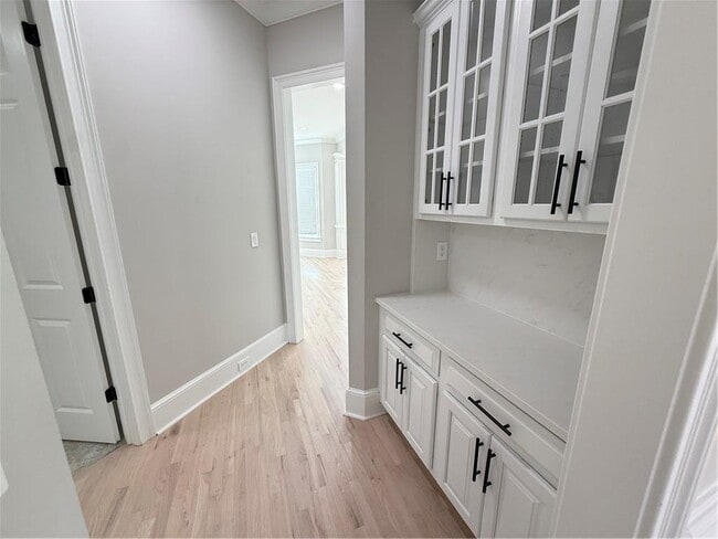 Building Photo - 1660 Briergate Dr