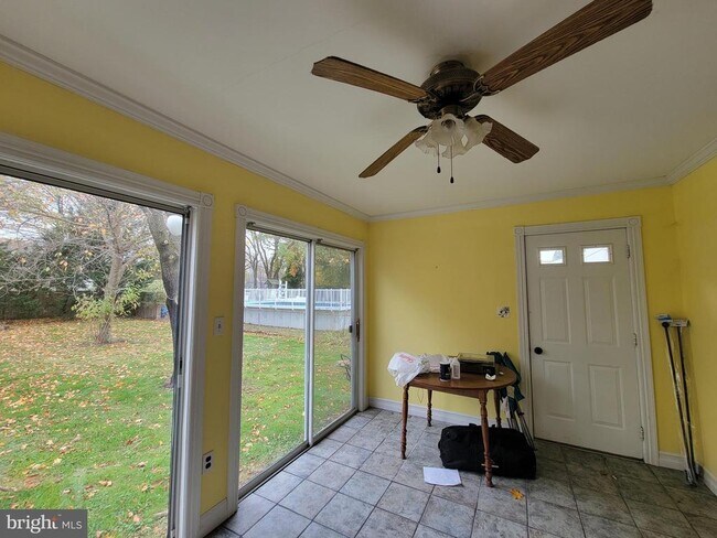 Building Photo - 212 Cornell Rd