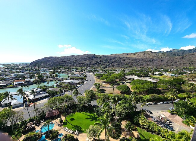 Building Photo - **An OASIS in Hawaii Kai** Mauna Luan * Up...