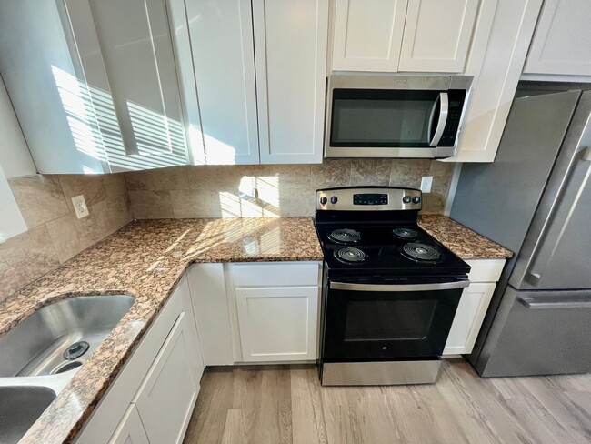 Building Photo - Gorgeous 1 bedroom in happening Kannapolis!