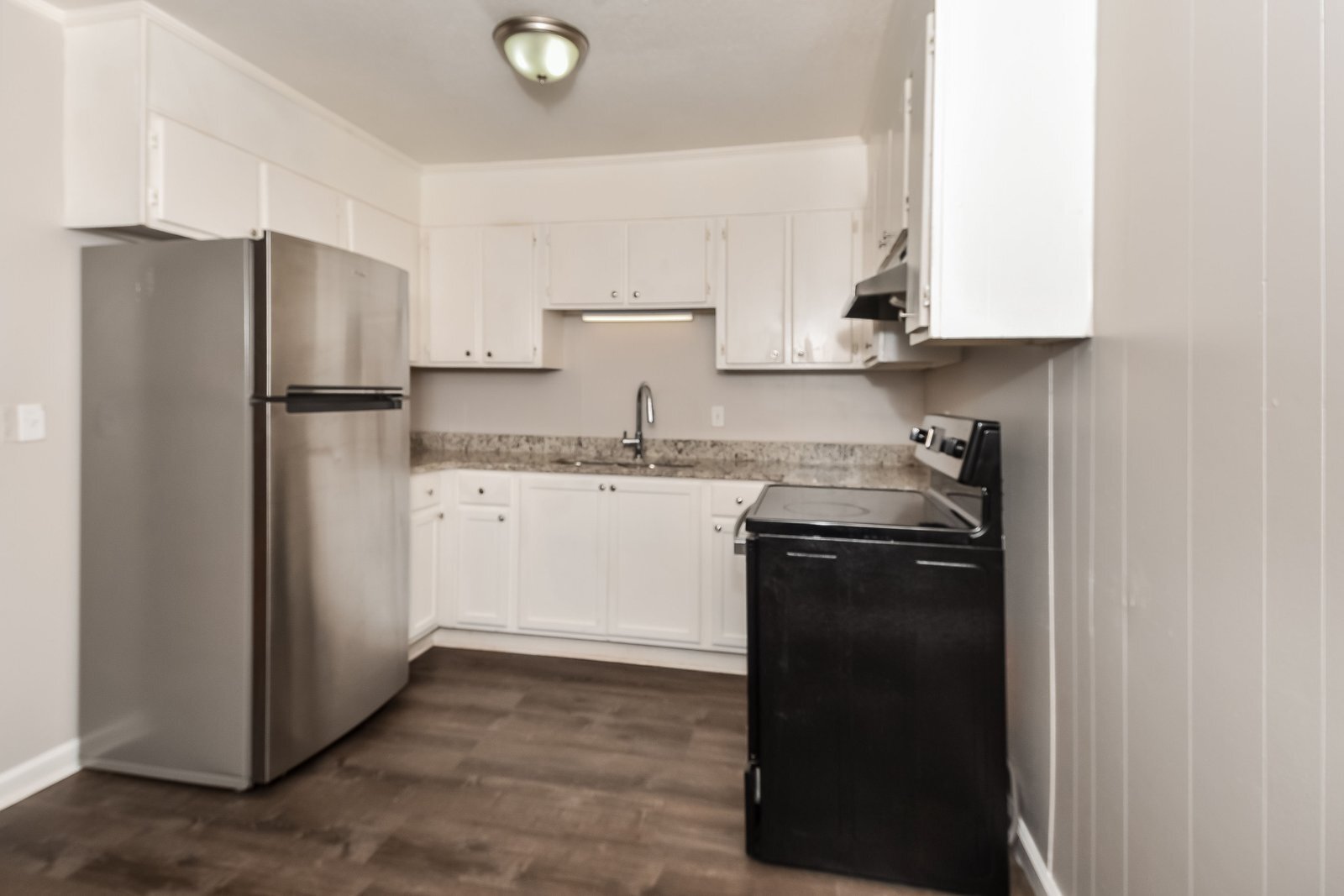 Building Photo - 5023 Barrington Dr