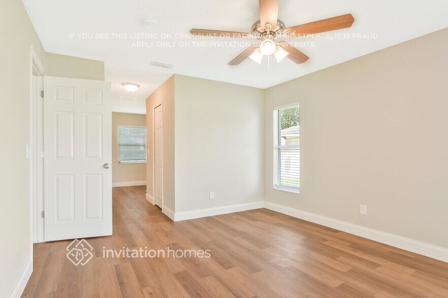 Building Photo - 676 Regency Way