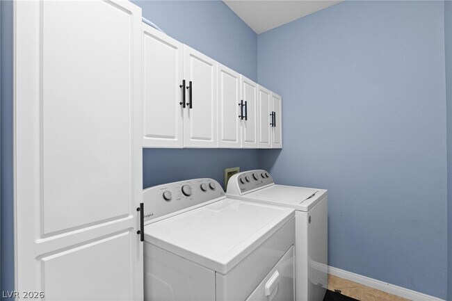 Building Photo - 3238 Mystic Ridge Ct