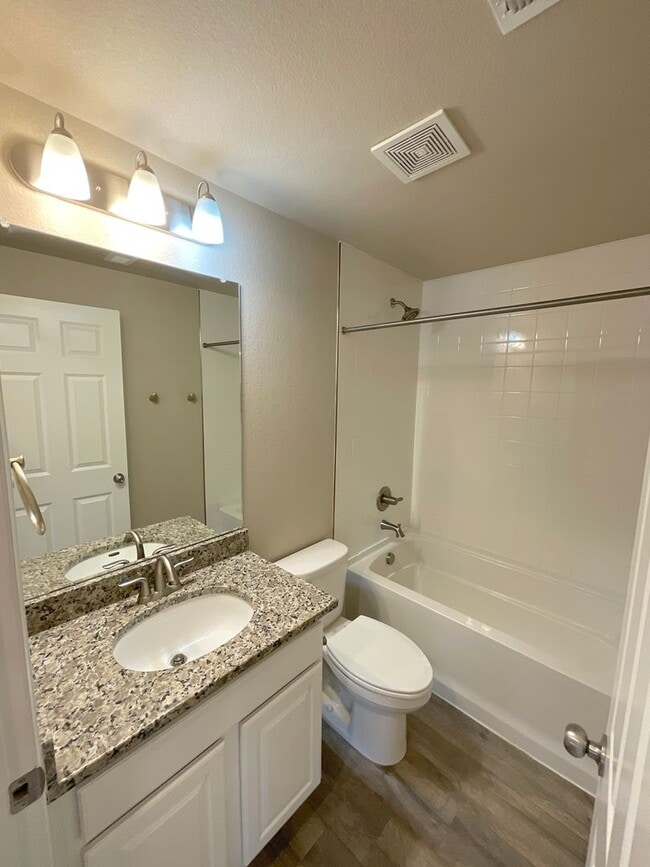 Building Photo - 3 Bedroom Home Available Near Marksheffel ...