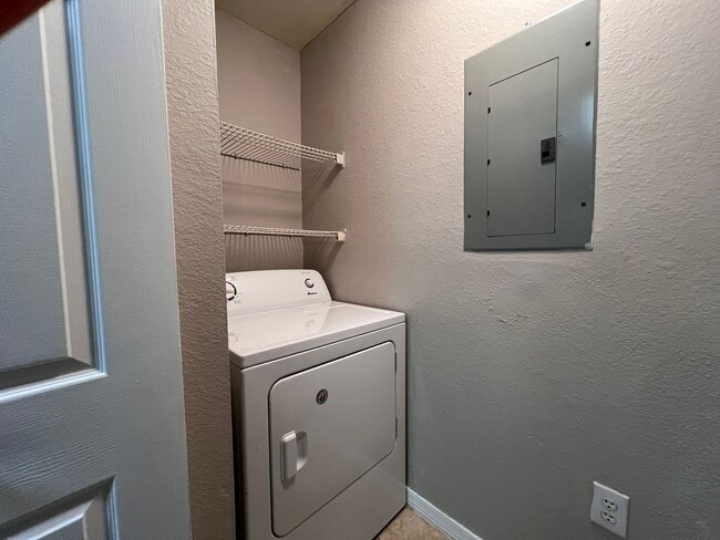 Building Photo - Great apartment for rent!