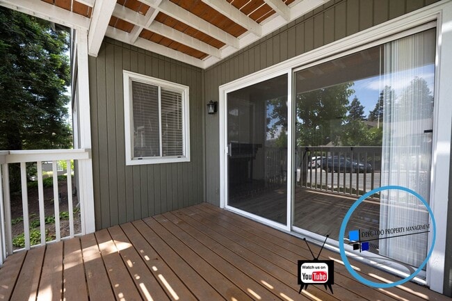 Building Photo - Benicia! Large remodeled 2bedroom condo