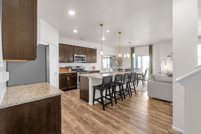 Building Photo - 26813 E Archer Ave