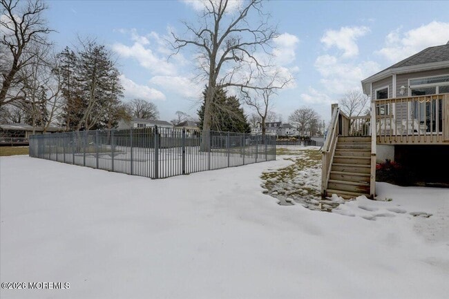 Building Photo - 475 Monmouth Pl