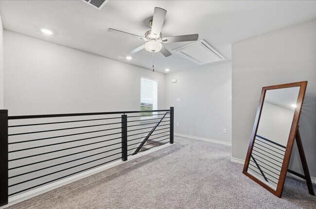 Building Photo - 488 Pepperbark Loop
