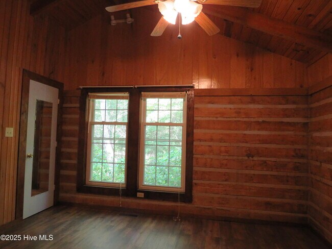 Building Photo - 168 Woodward Ln