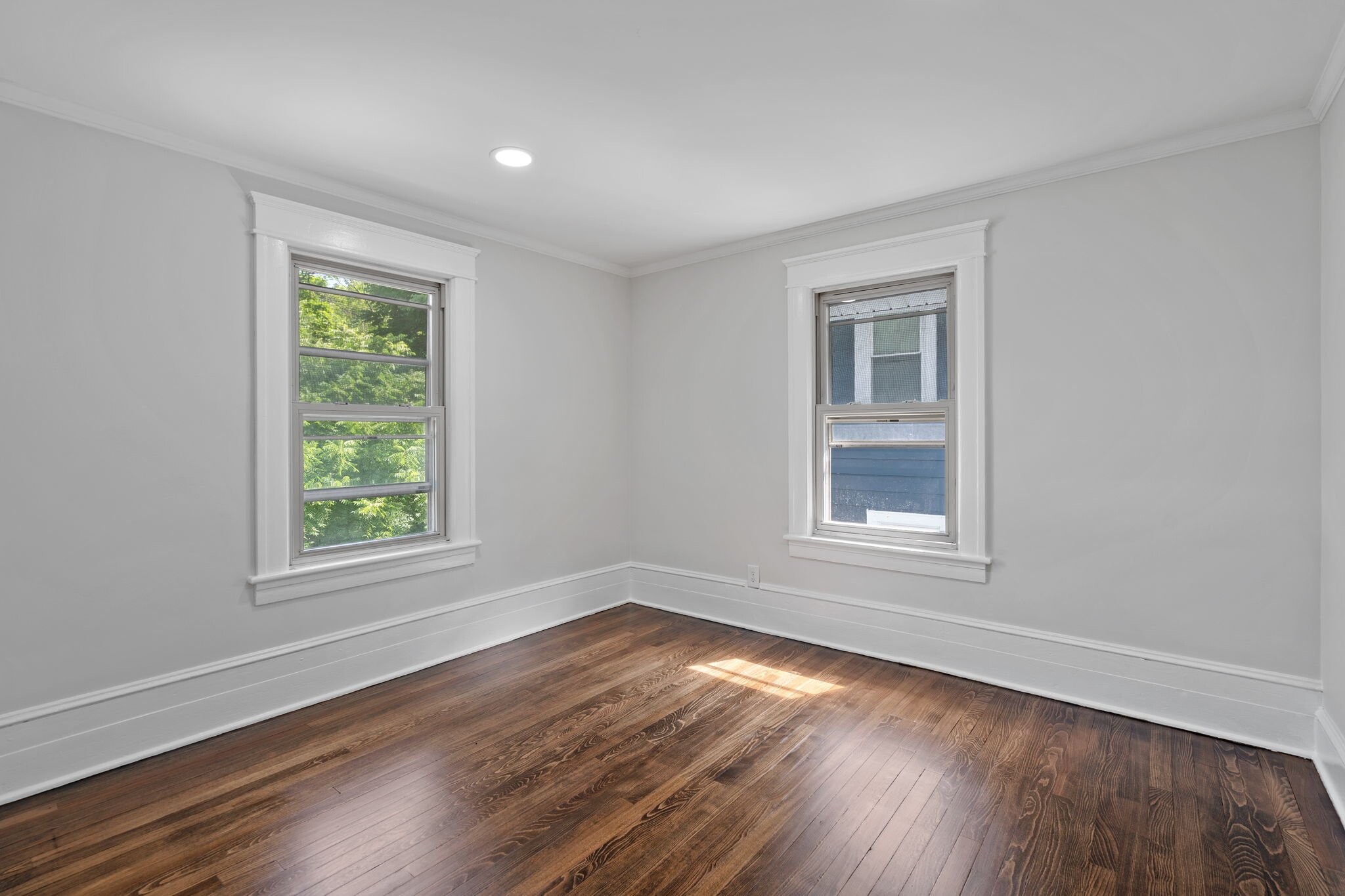 Building Photo - 114 Linderman Ave
