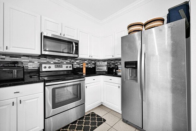Building Photo - 12857 SW 134th St