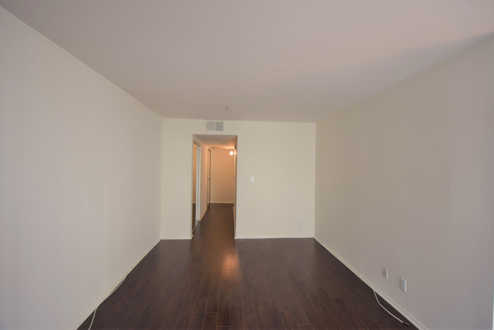 Building Photo - 5002 Tujunga Ave