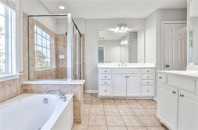 Building Photo - 1655 Wehunt Pl