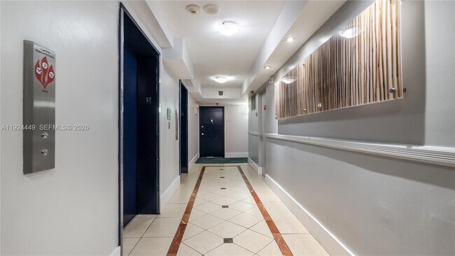 Building Photo - 850 N Miami Ave