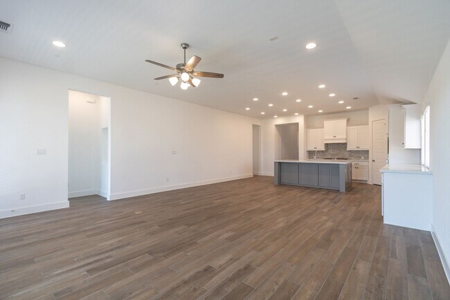 Building Photo - 1408 Plum Tree Way