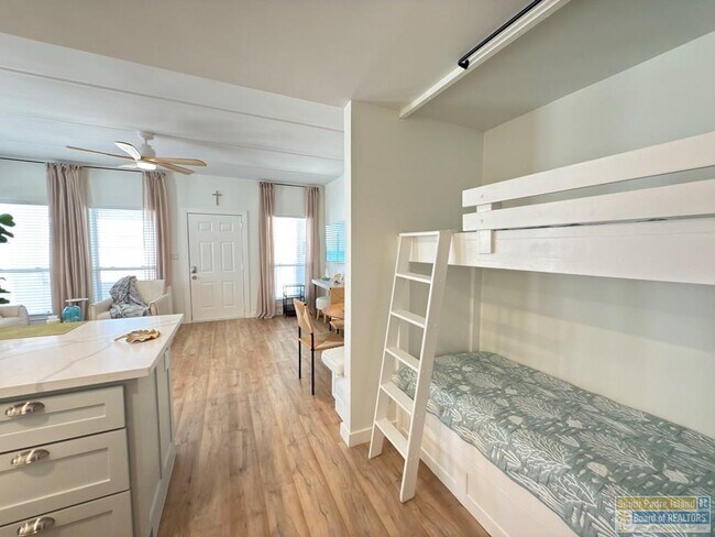 Building Photo - 5701 Gulf Blvd