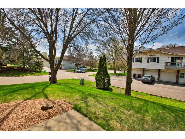 Building Photo - 2421 Grenadier Ave N