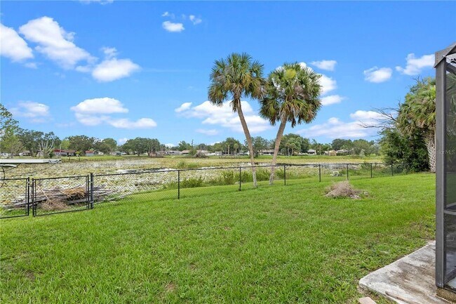 Building Photo - 2622 Hibiscus Ct