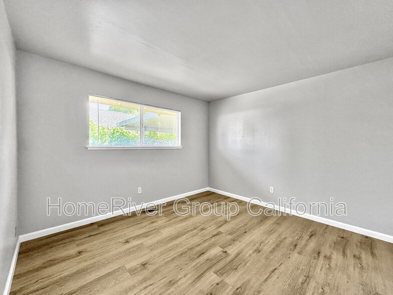 Building Photo - 8011 San Cosme Dr