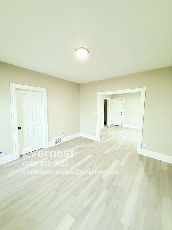 Building Photo - 5440 Milford St